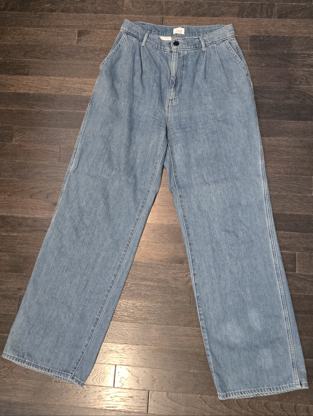 wilfred free jeans Light Blue Wide Leg Denim w/Pleats, Slant Pockets SZ 8